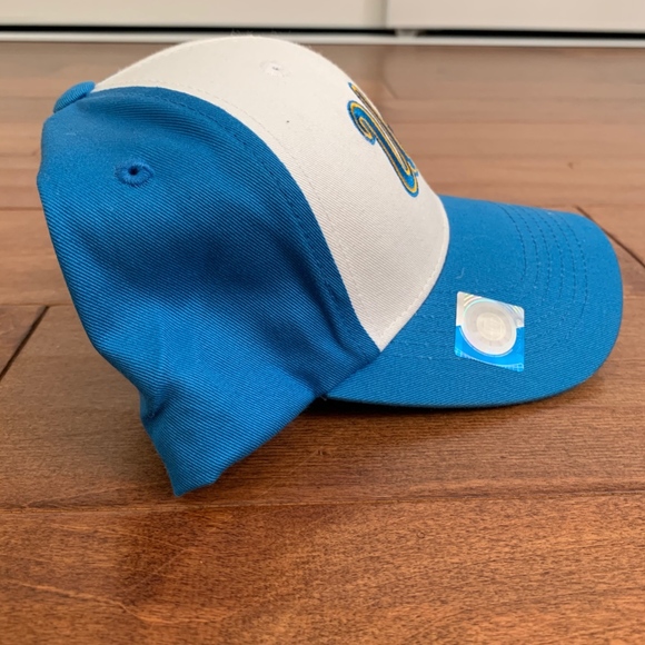 UCLA Bruins Snapback Baseball Hat - Picture 3 of 3